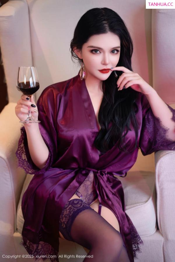 伊丽莎有点白  [XiuRen]高清写真图 2025.08.28 No.10700 伊丽莎有点白 波涛汹涌第5张图片
